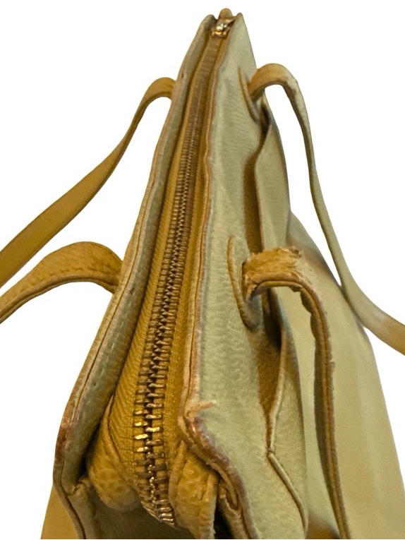 Vintage Chanel Olive Green Caviar Leather Cc Logo Shoulder Tote Bag — image 8 of 8